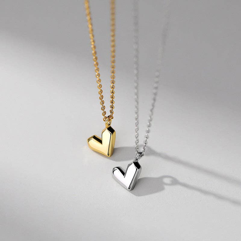 Dainty Heart Charm Pendant Necklace in 925 Sterling Silver